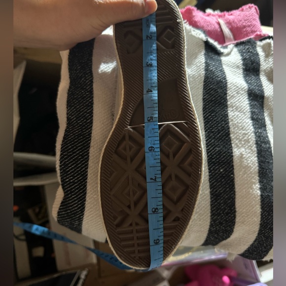 Converse Low Top Platform Shoes - Picture 3 of 3